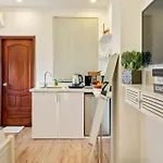 Lovely Studio In Center D1 Near Markets